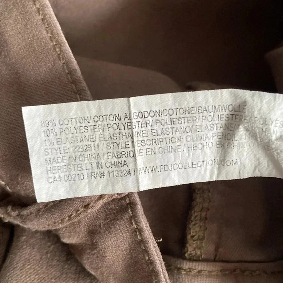 FDJ | Olivia Pencil Ankle  Jeans - Picture 9 of 11